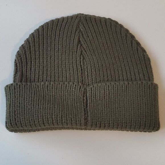 NEW OLIVE GREEN BEANIE WINTER HAT - Picture 2 of 4